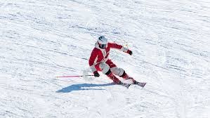 气坏了！沈梓捷补防被吹犯规抱怨绕场 犯满离场